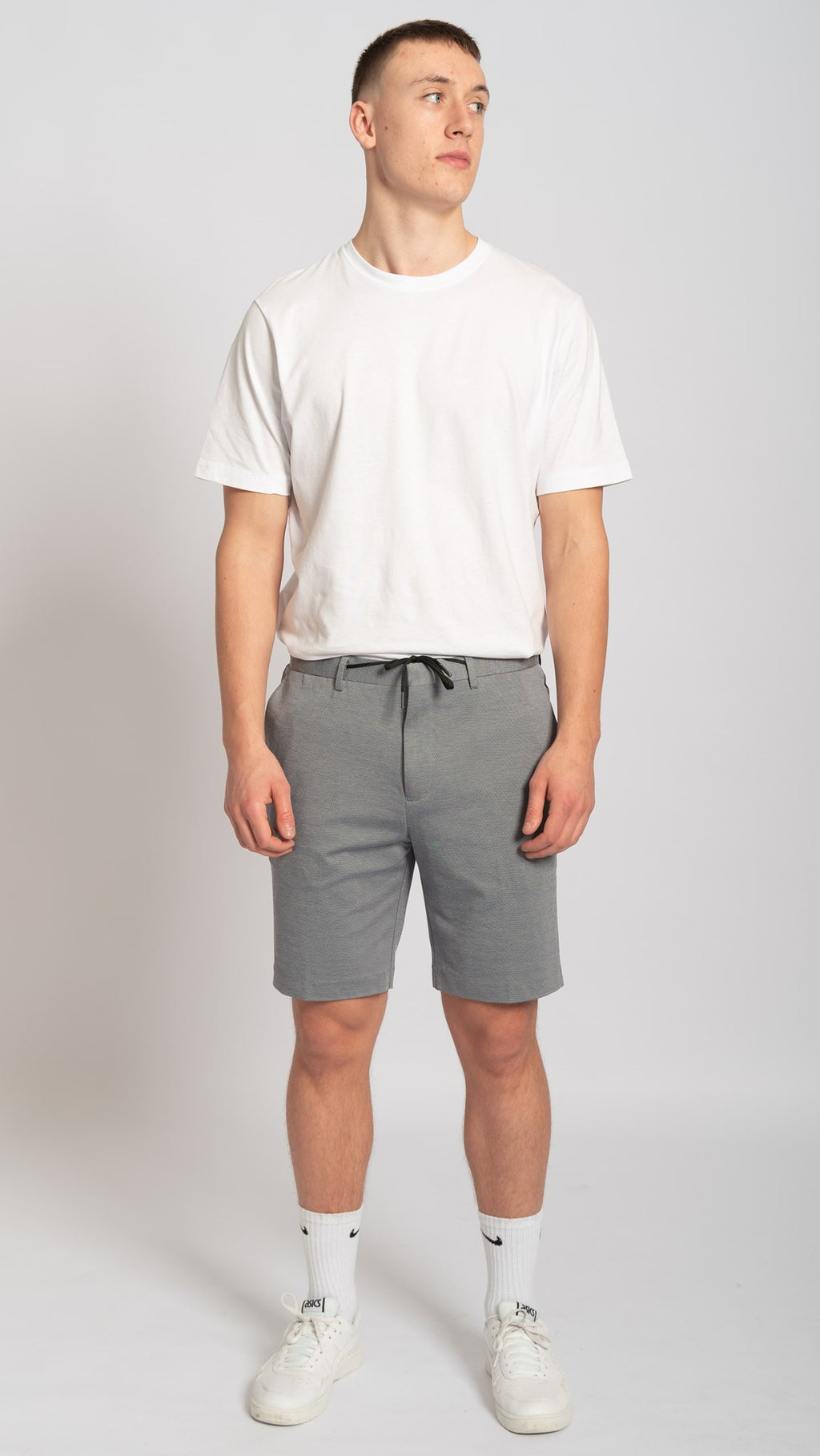 Tapered-Air Shorts - Light blue