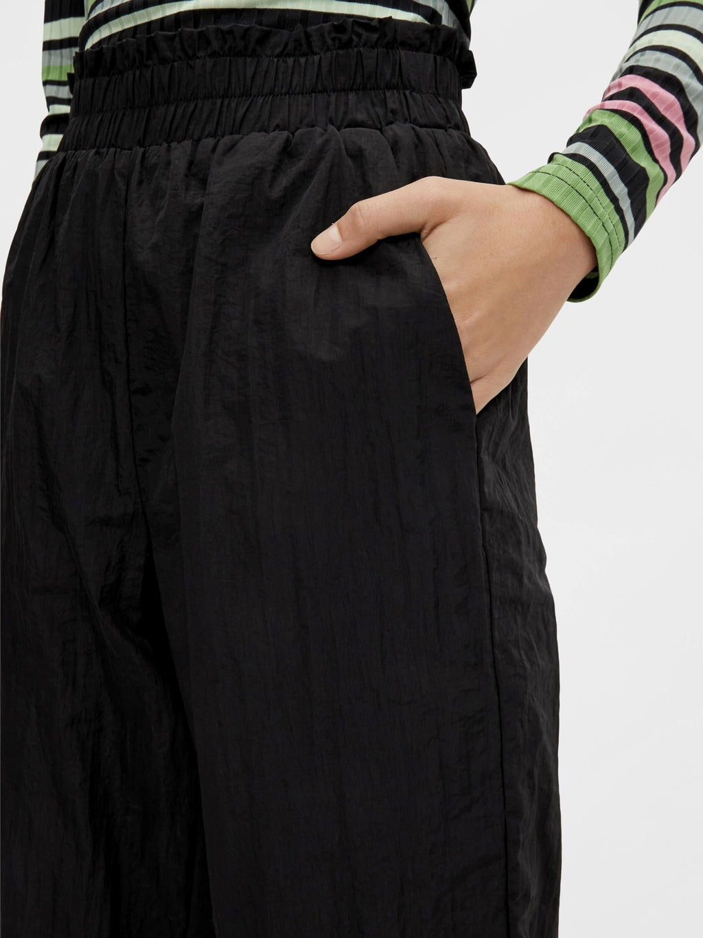 Silena High-Waisted Trousers - Black