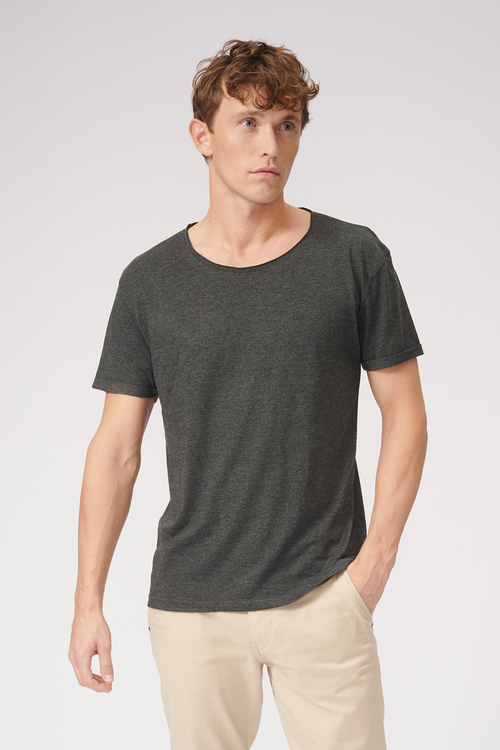 Raw Neck T-shirt - Dark Grey - TeeShoppen - Grey