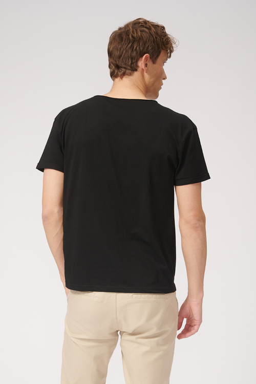 Raw Neck T-shirt - Black - TeeShoppen - Black