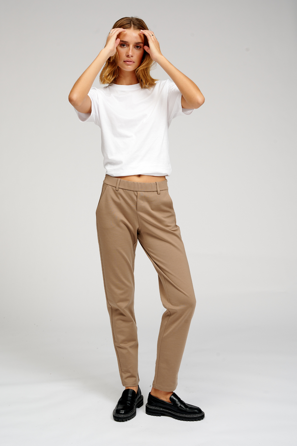 Performance Trousers - Dark Beige