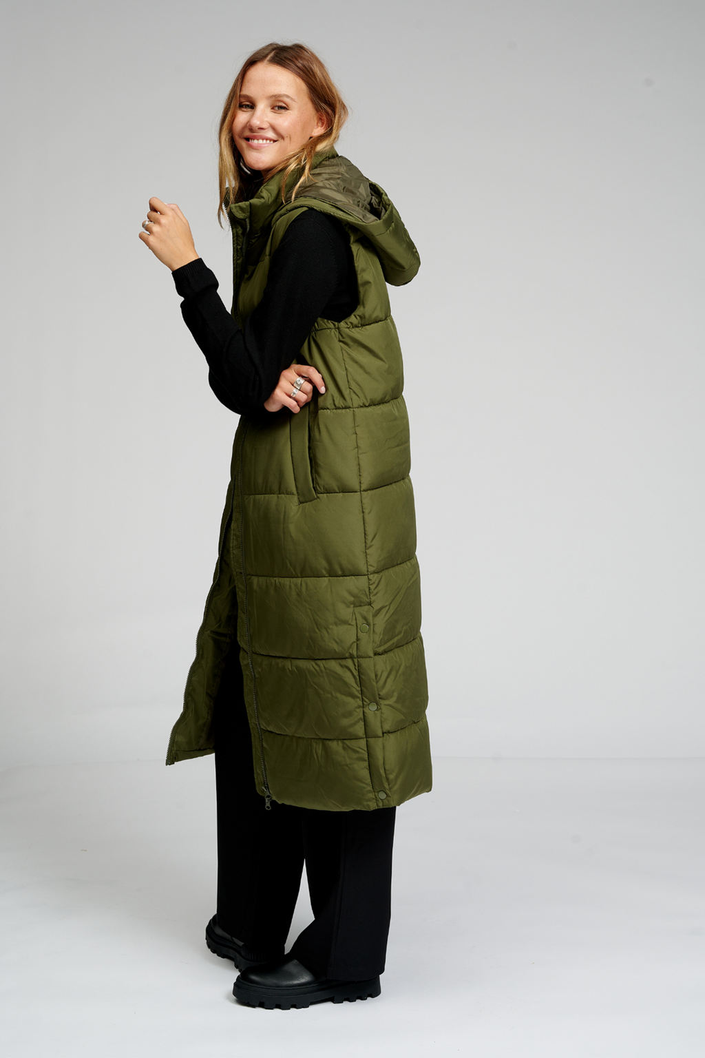 Long Puffer Vest - Black