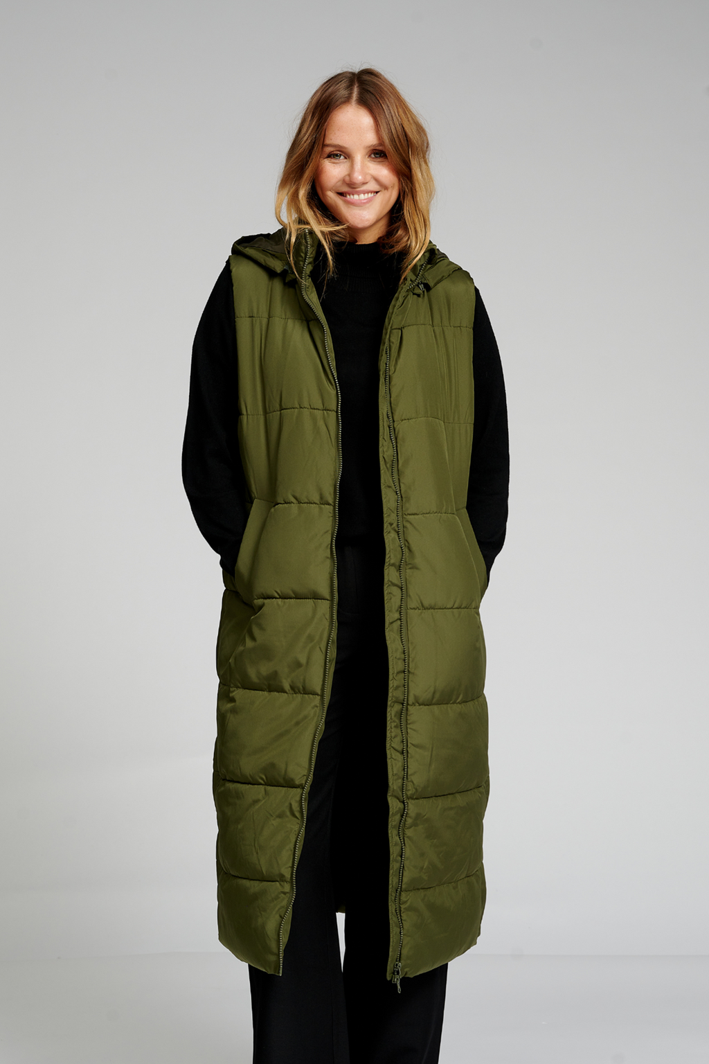 Long Puffer Vest - Black