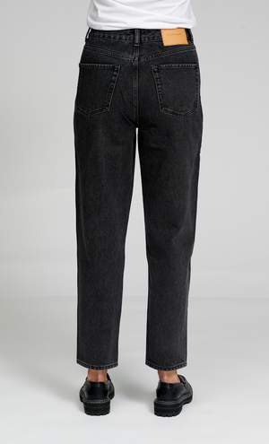 Performance Mom Jeans - Washed Black Denim