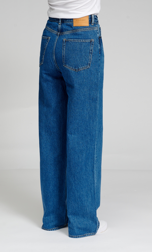 Performance Wide Jeans - Medium Blue Denim