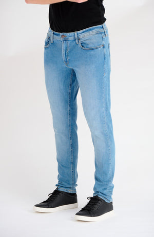 Performance Jeans (Slim) - Light Blue Denim