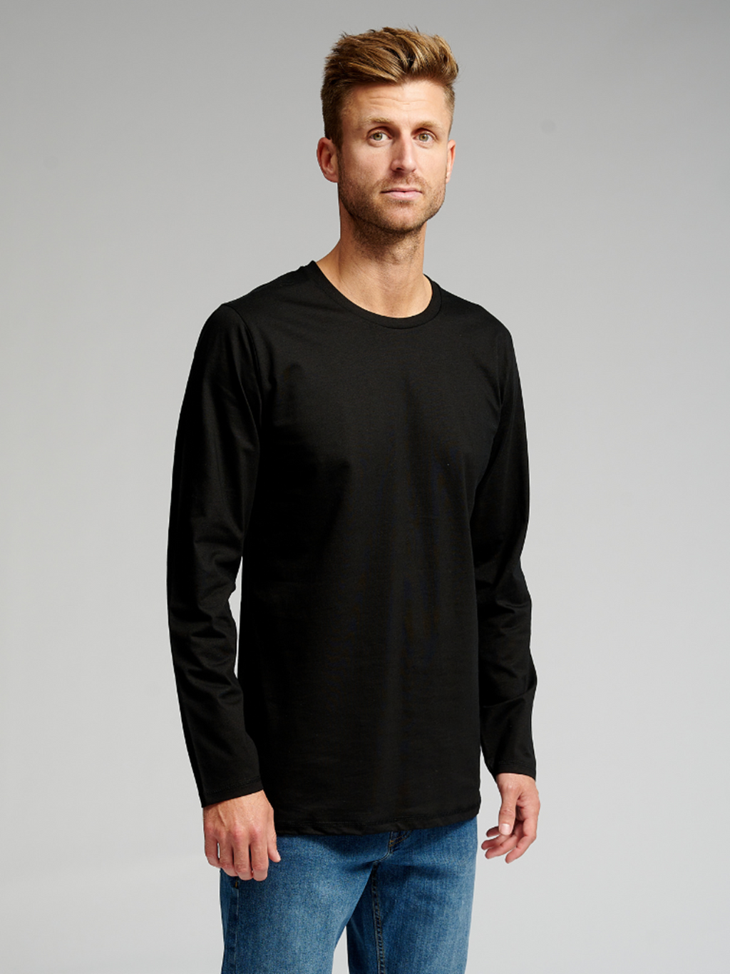 Basic Long-sleeved T-shirt - Black