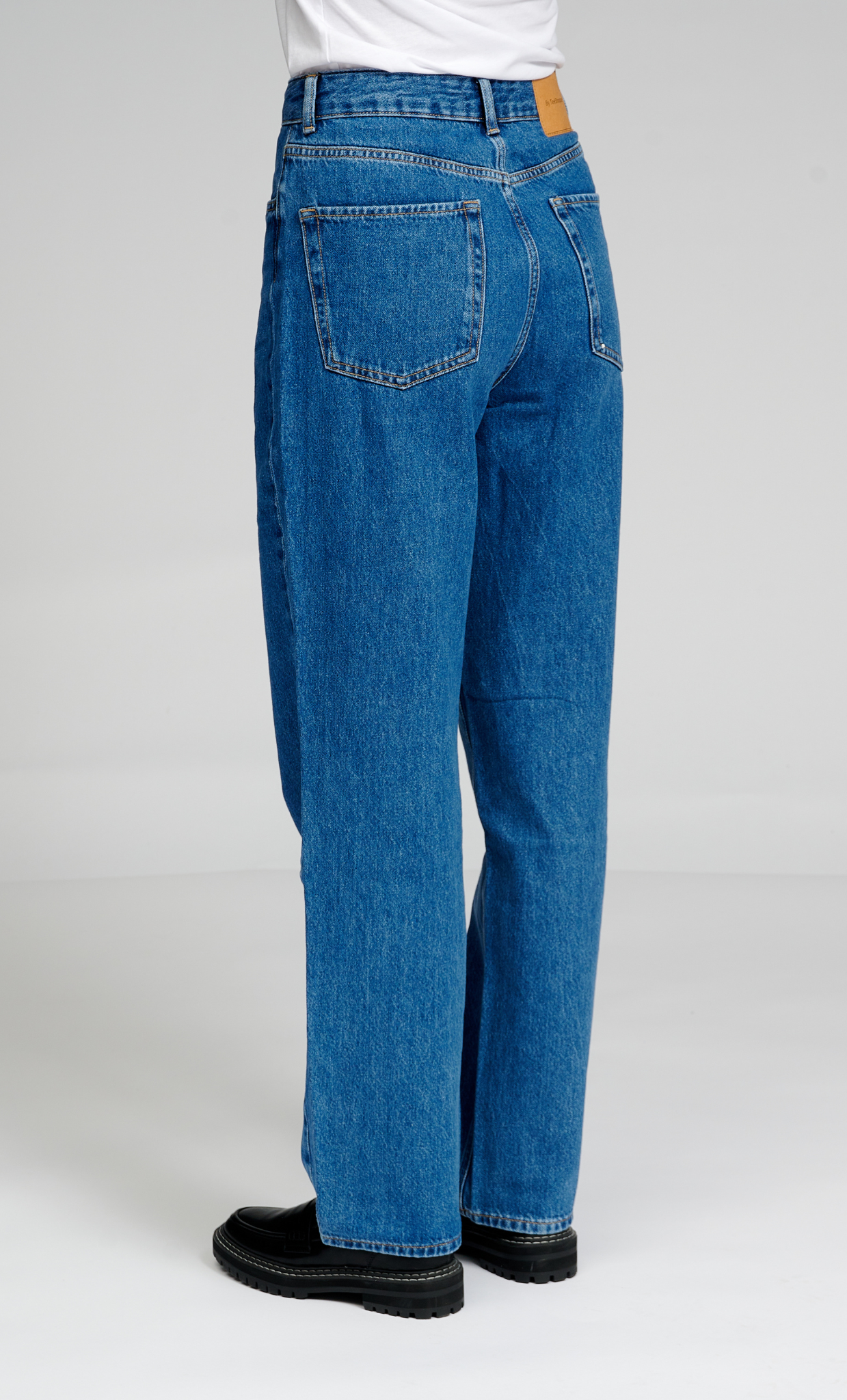 Performance Loose Jeans - Medium Blue Denim - TeeShoppen - Blue 11