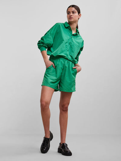 Chrilina High Waist Shorts - Simple Green - PIECES - Green 4