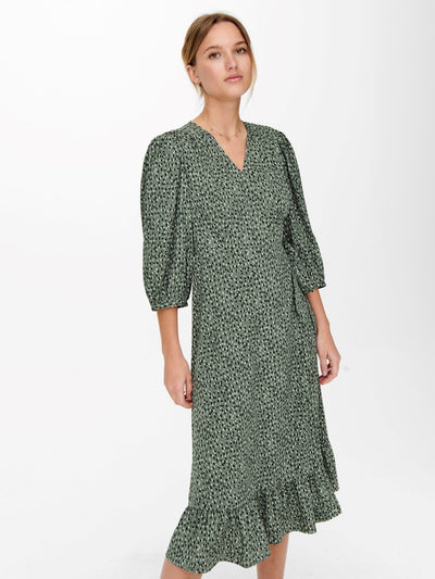 Olivia 3/4 Wrap Midi Dress - Balsam Green - ONLY - Green 4