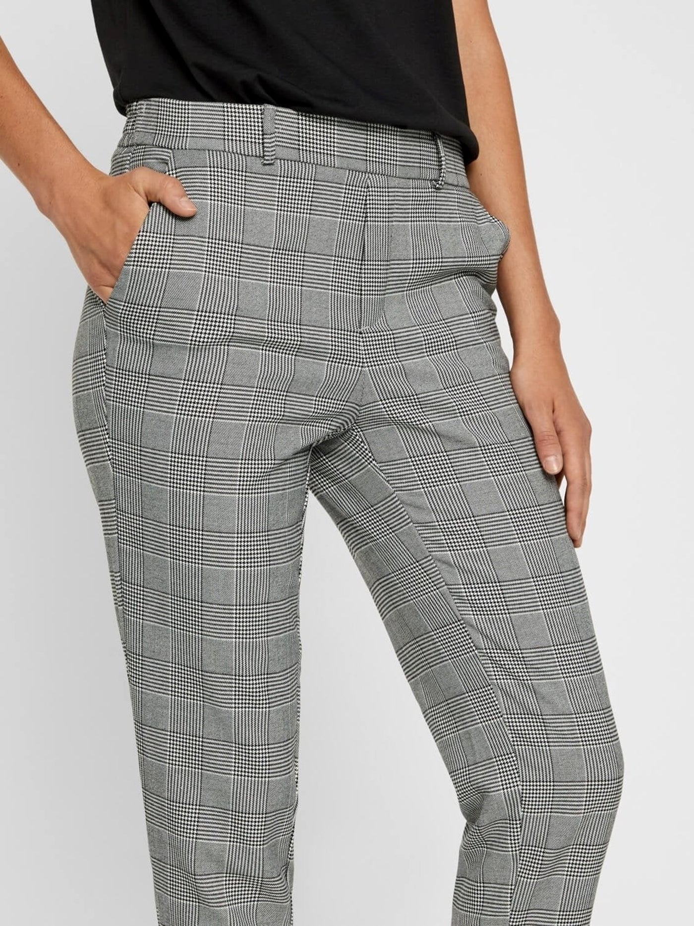 Maya Trousers with checks - Grey/White - Vero Moda - Grey 2