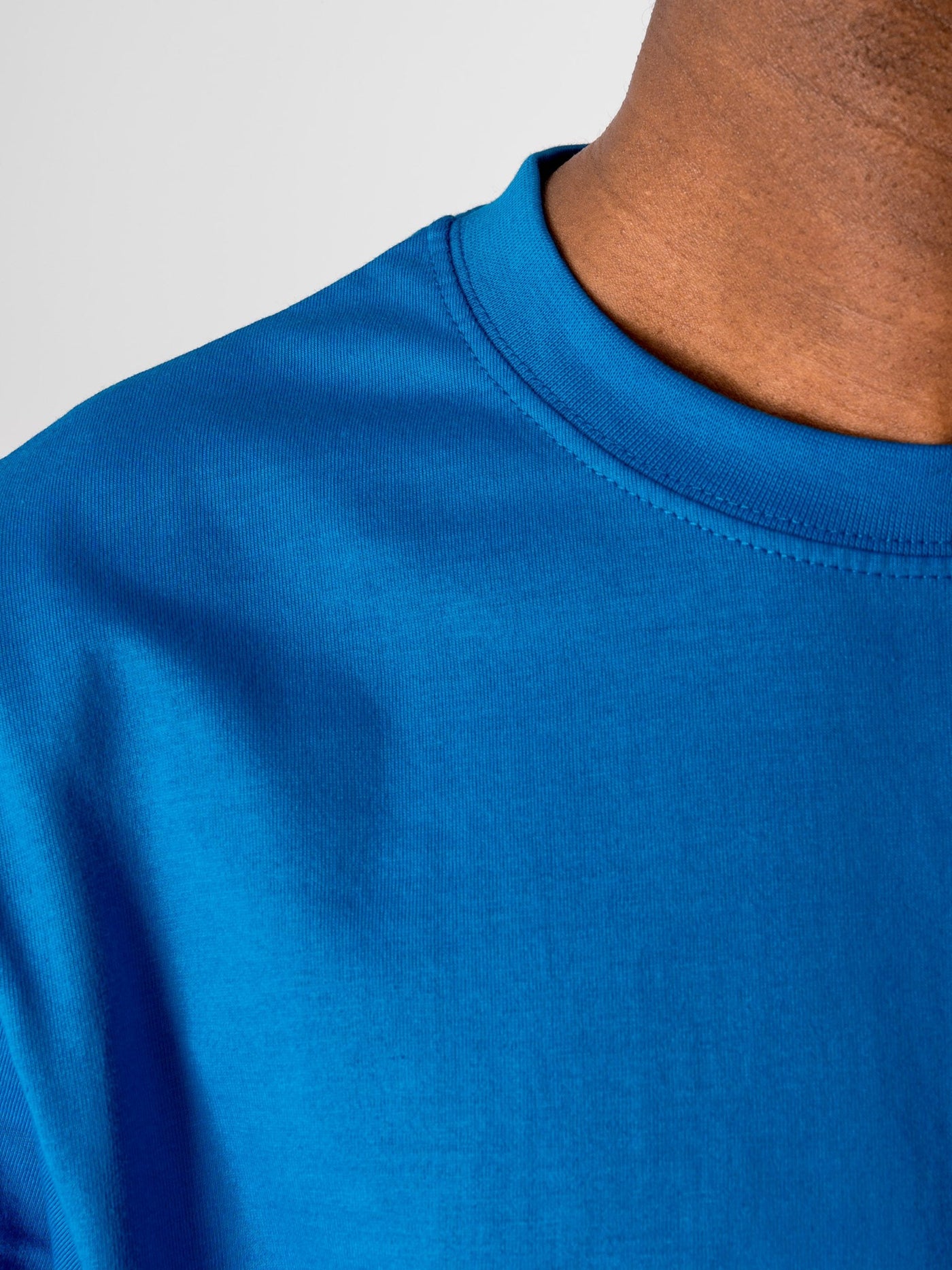 Oversized T-shirt - Turquoise Blue - TeeShoppen - White 4